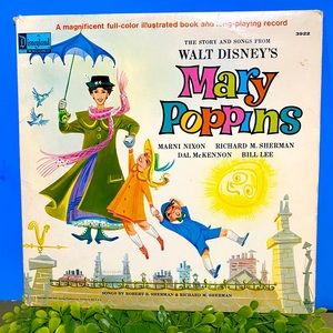 WALT DISNEY’S MARY POPPINS STORY DISNEYLAND BOOK VTG 1964